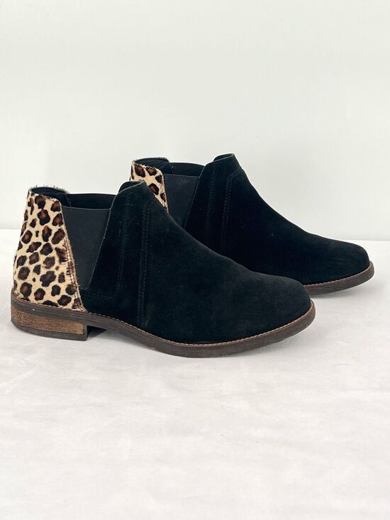 Clarks Shoes - Clarks Black Suede Leopard Calf Hair Heel Chelsea Ankle Boots Size 9.5